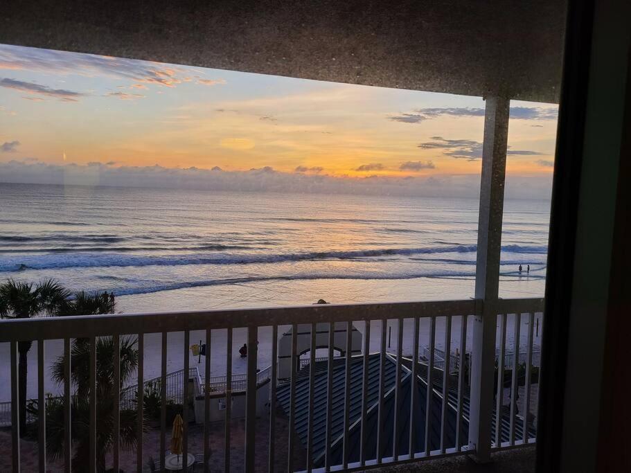 Spectacular Ocean View Apartment Дейтона Бийч Екстериор снимка